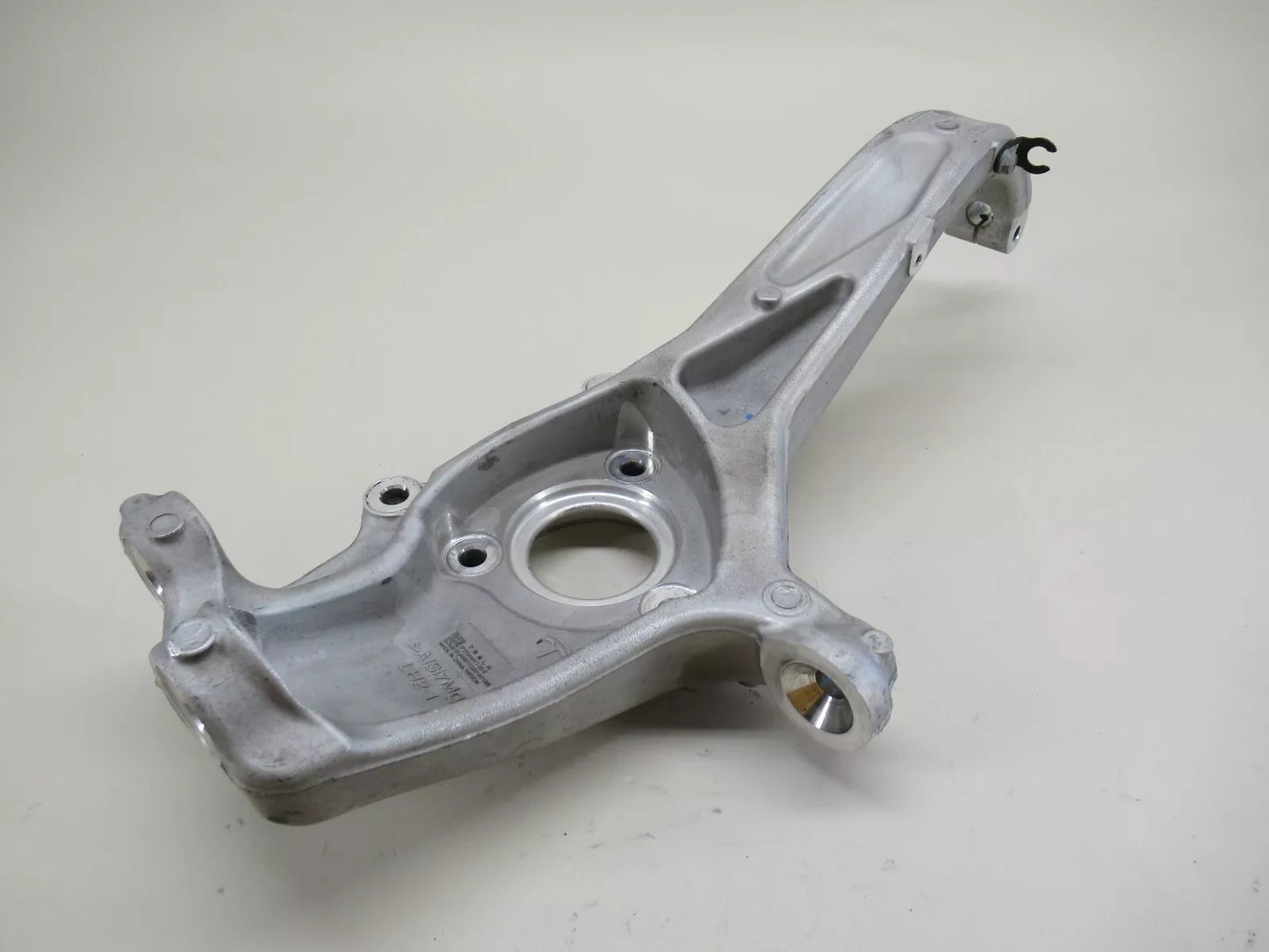 2025 Tesla Model 3 Highland Front Left Knuckle 1344311-00-E