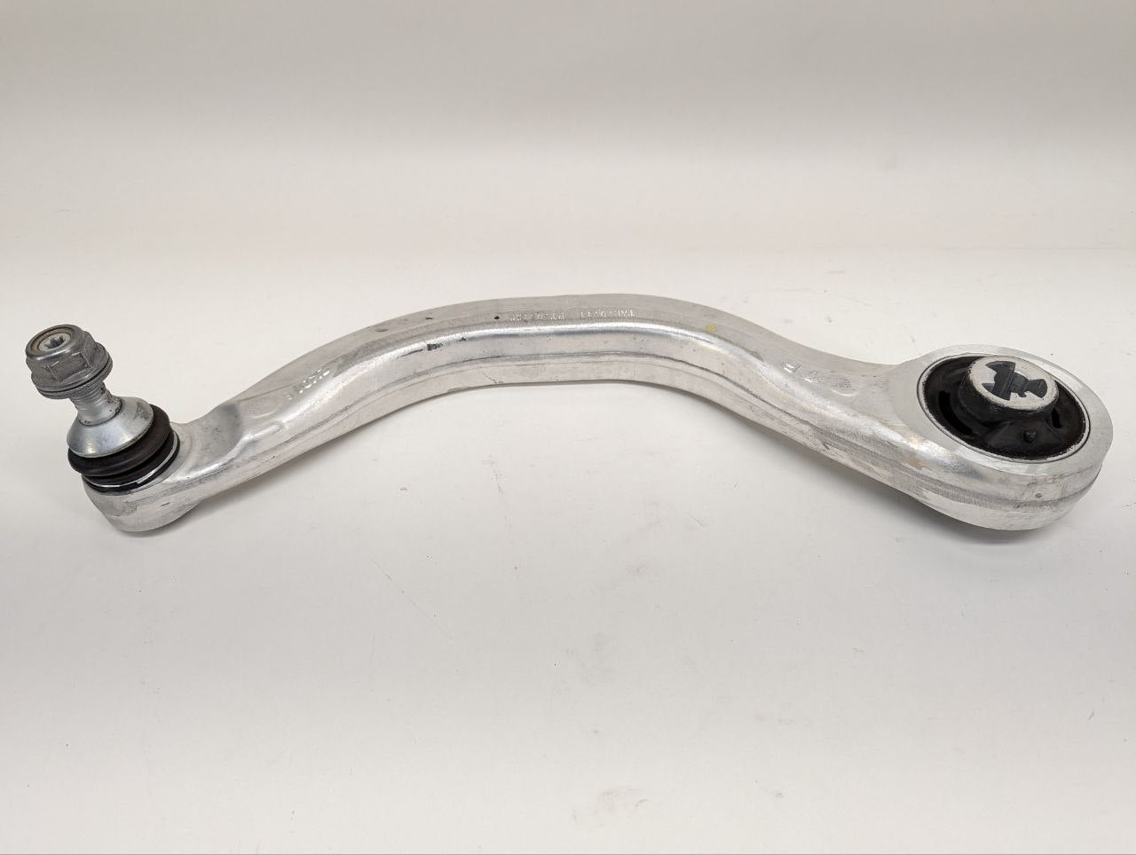 2024-2025 Tesla Model 3 Highland Front Right Lower Control Arm Curved 1344359-10-A