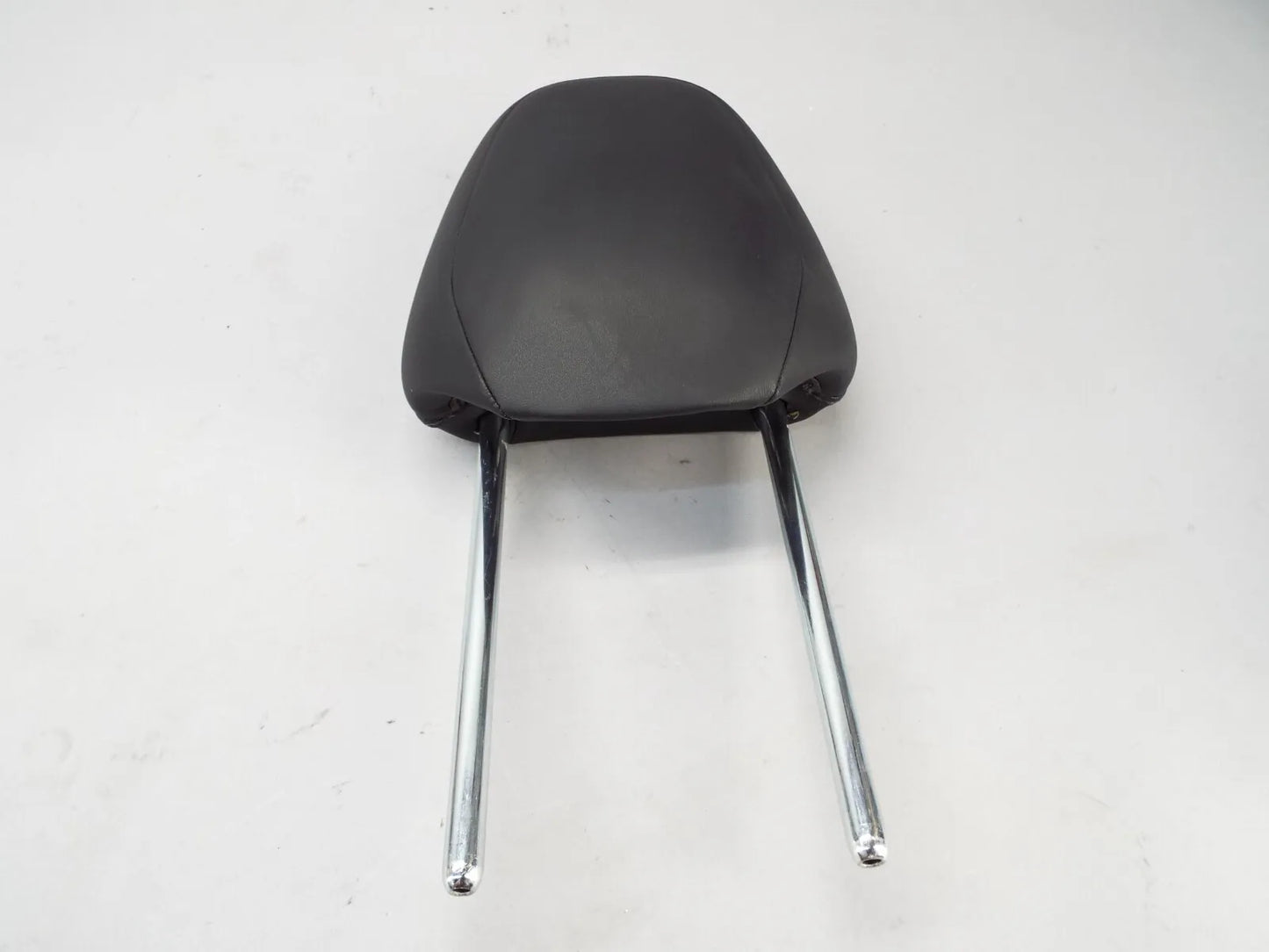 2021 Tesla Model Y Front Seat Headrest Black Left or Right 1089092-01-G