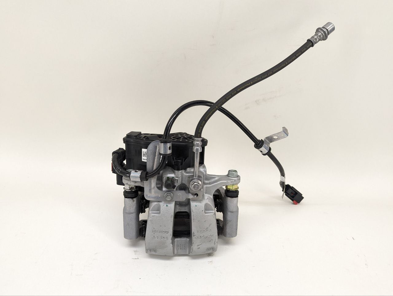 2024-2025 Tesla Model Y Brake Caliper Rear Left 1044623-00-J