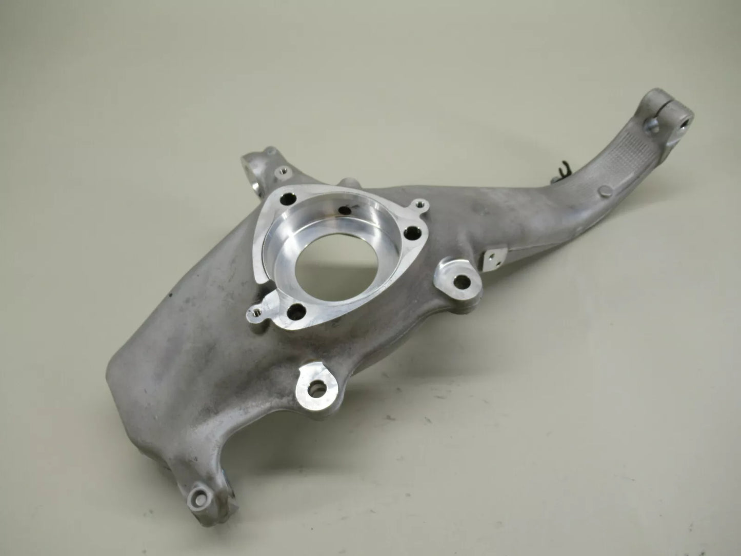 2025 Tesla Model 3 Highland Front Left Knuckle 1344311-00-E