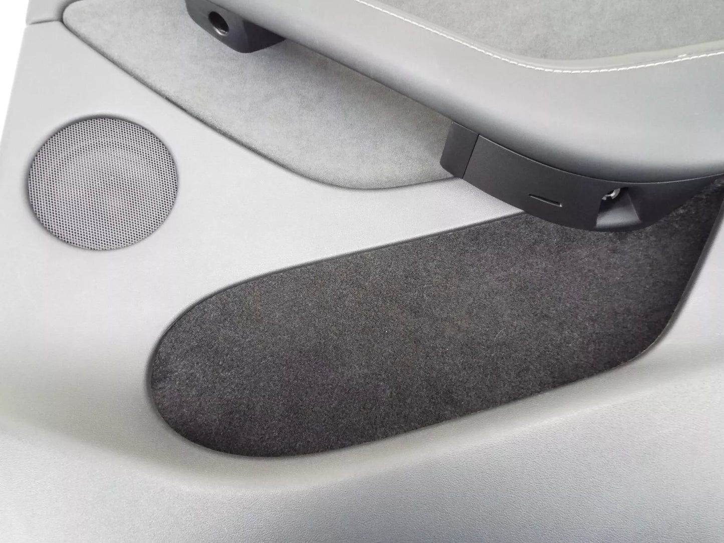 2022-2023 Tesla Model Y Rear Right Door Panel 1997297-00-A