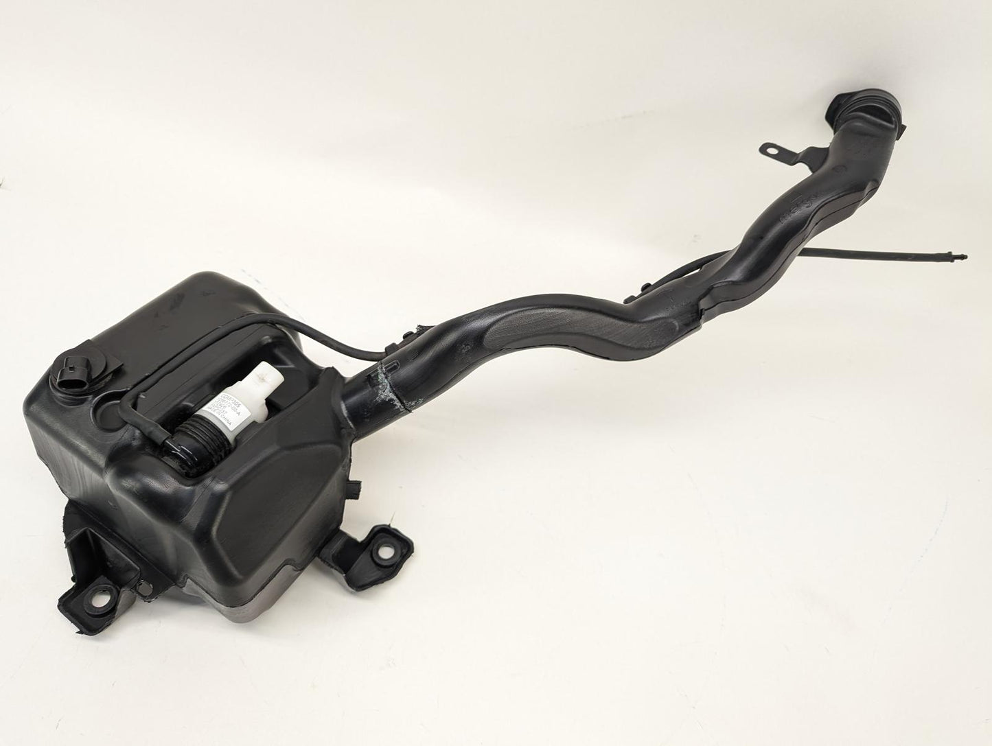 2018 Tesla Model X Windshield Washer Tank 1056761-99-E