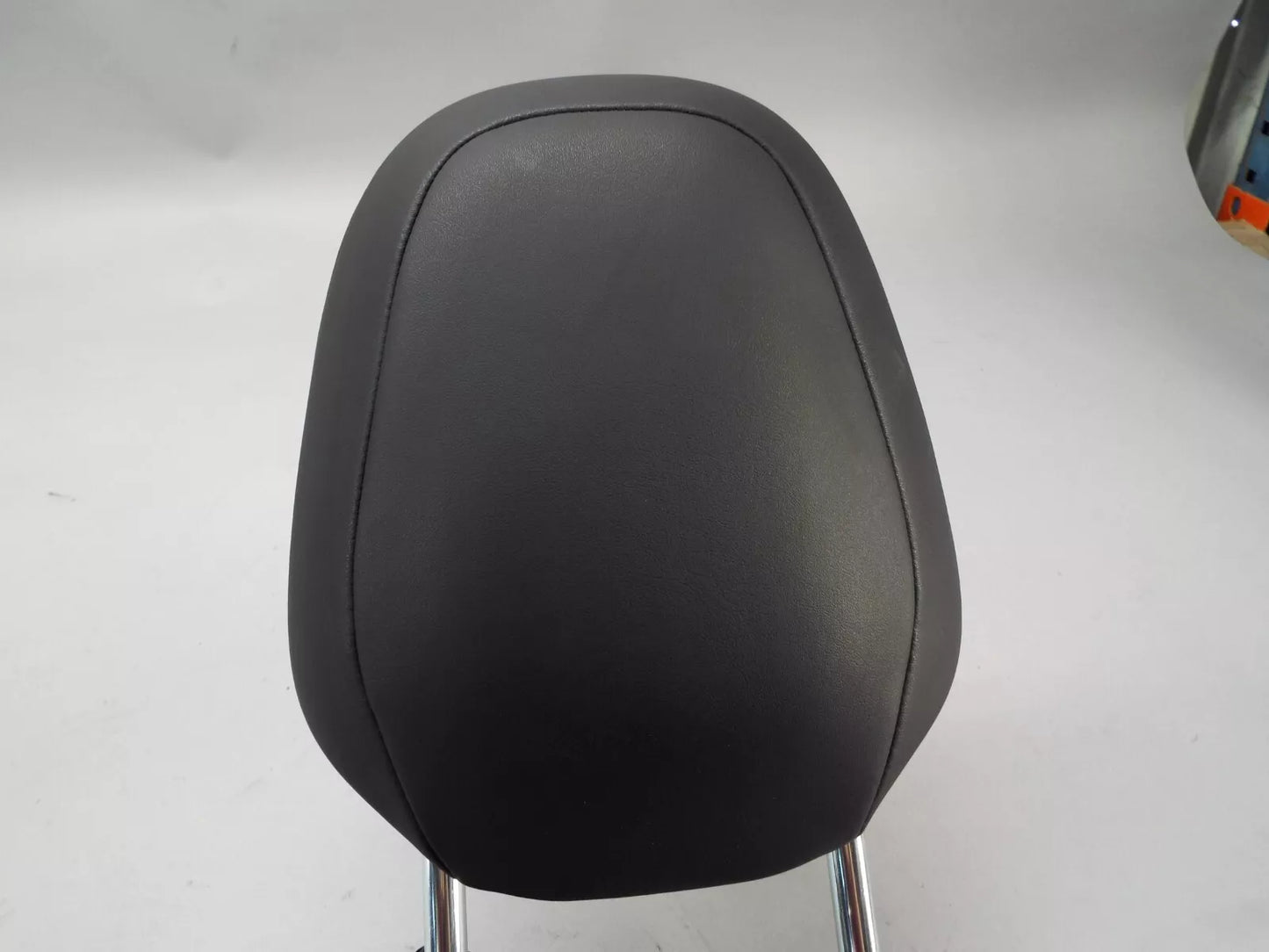 2021 Tesla Model Y Front Seat Headrest Black Left or Right 1089092-01-G
