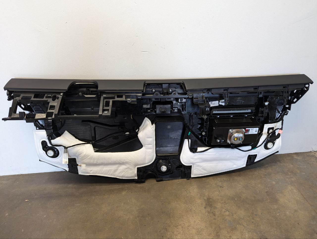 2024 Tesla Model 3 Dash Panel with Airbag 1774464-10-D