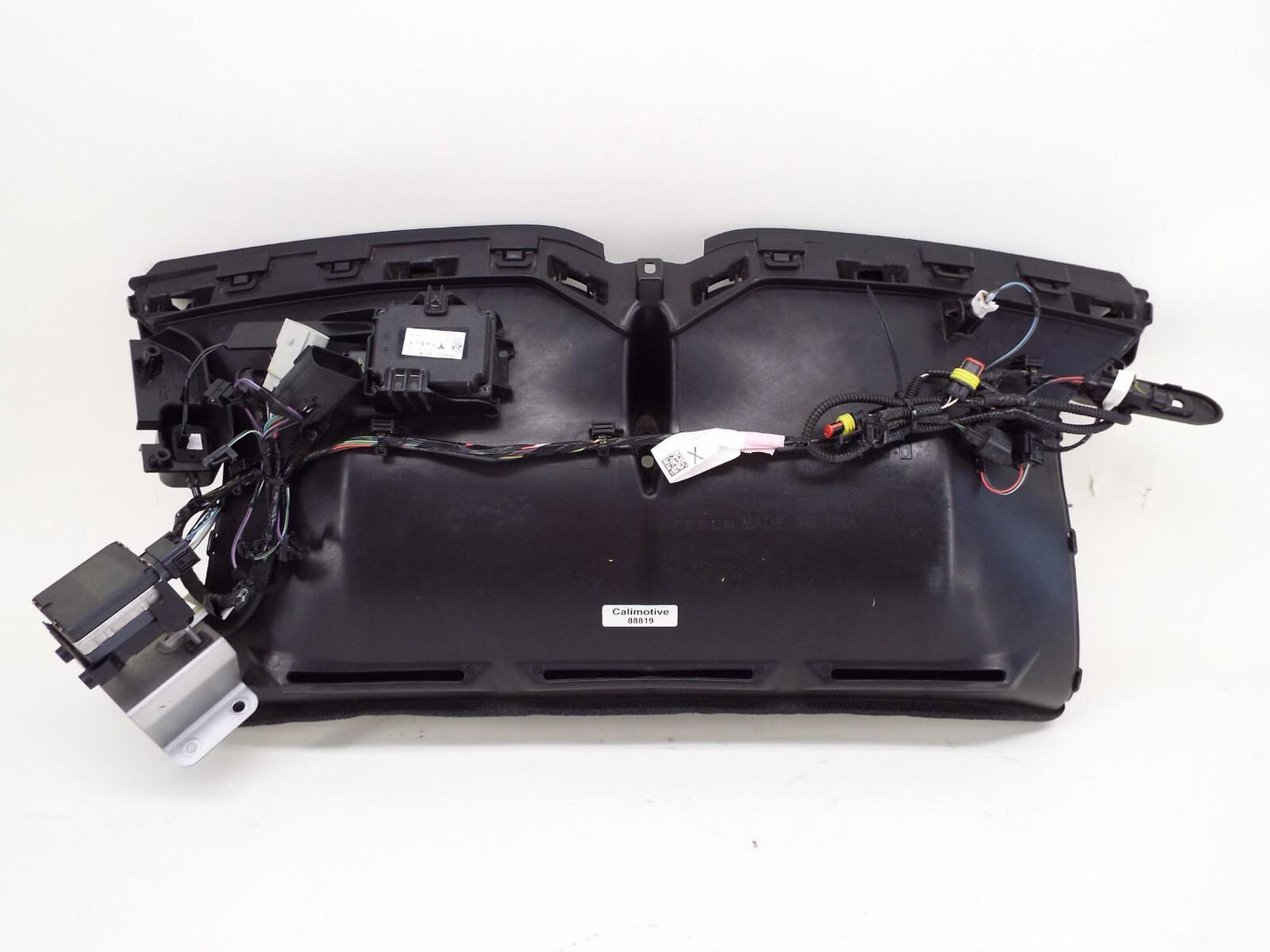 2018 Tesla Model X Nose Duct Assembly 1050223-00-D