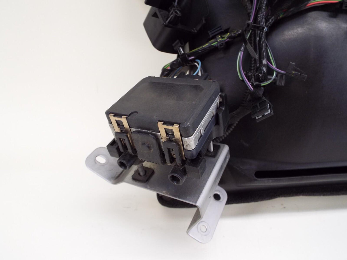 2018 Tesla Model X Nose Duct Assembly 1050223-00-D