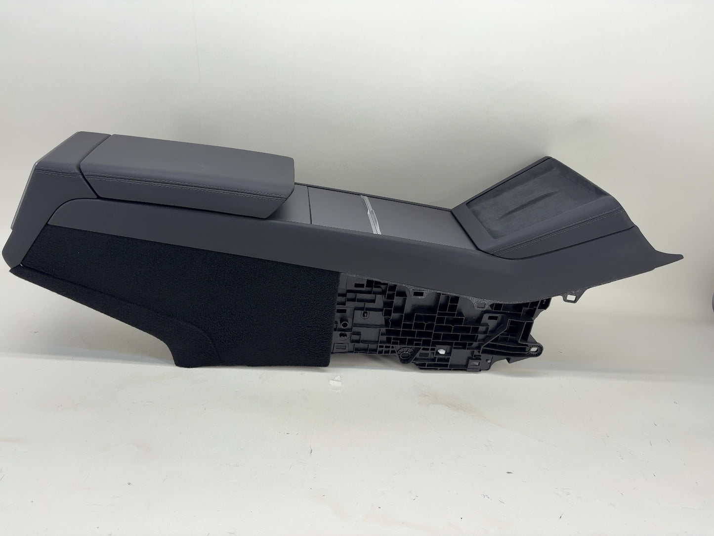 2025 Tesla Model 3 Highland Center Console 1714377-24-L