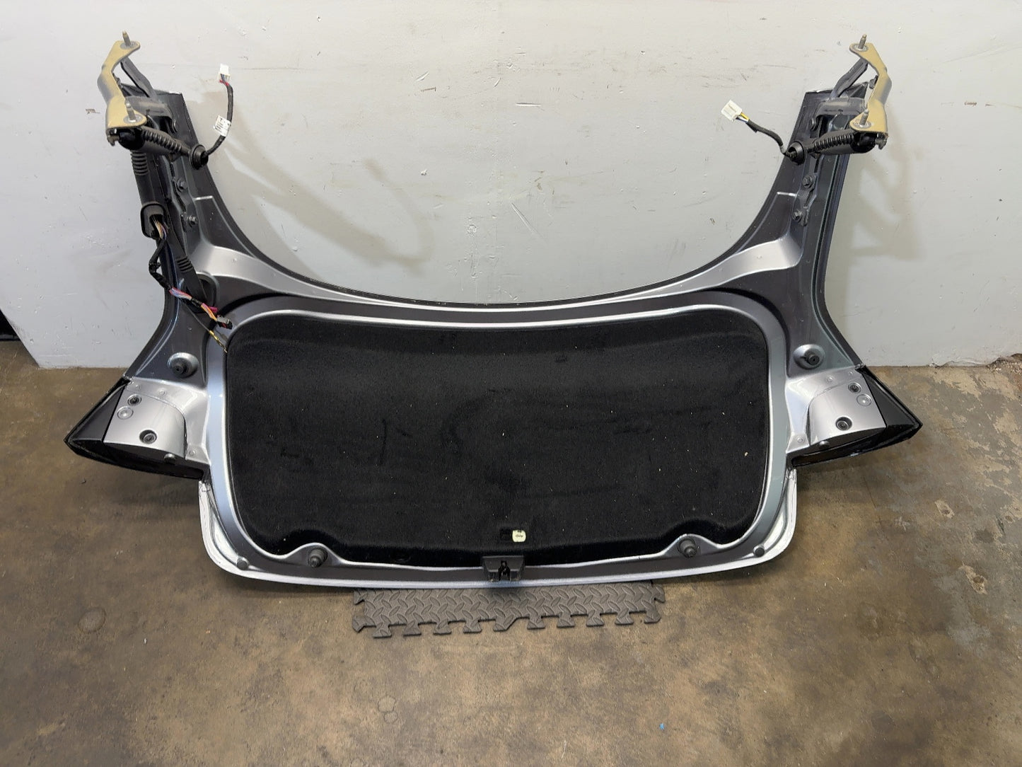 2024-2026 Tesla Model 3 Highland Trunk Lid Assembly 1714928-E0-B