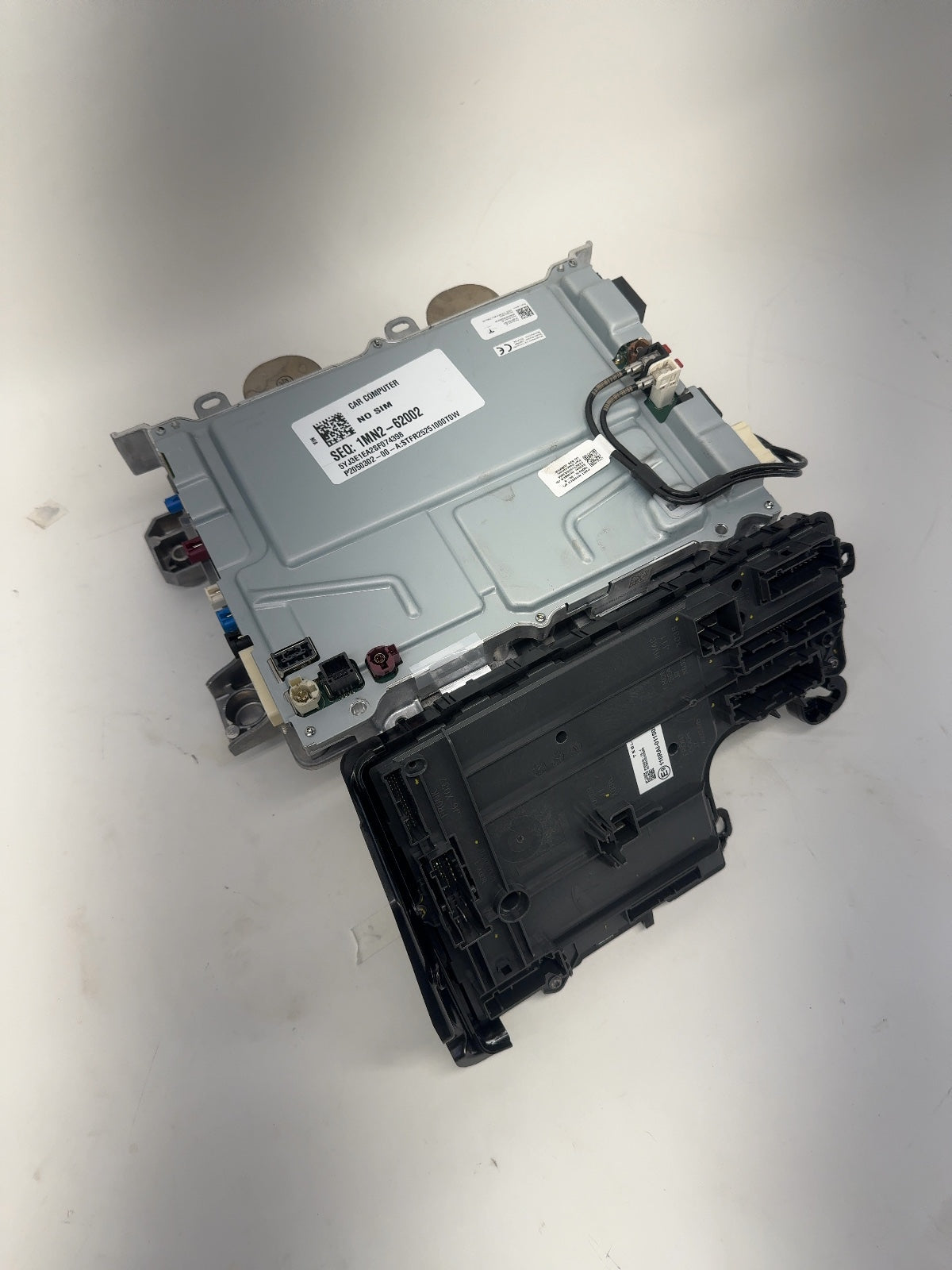 2025-2026 Tesla Model 3 Highland Car Computer With Vc Left Controller 2001418-00-F