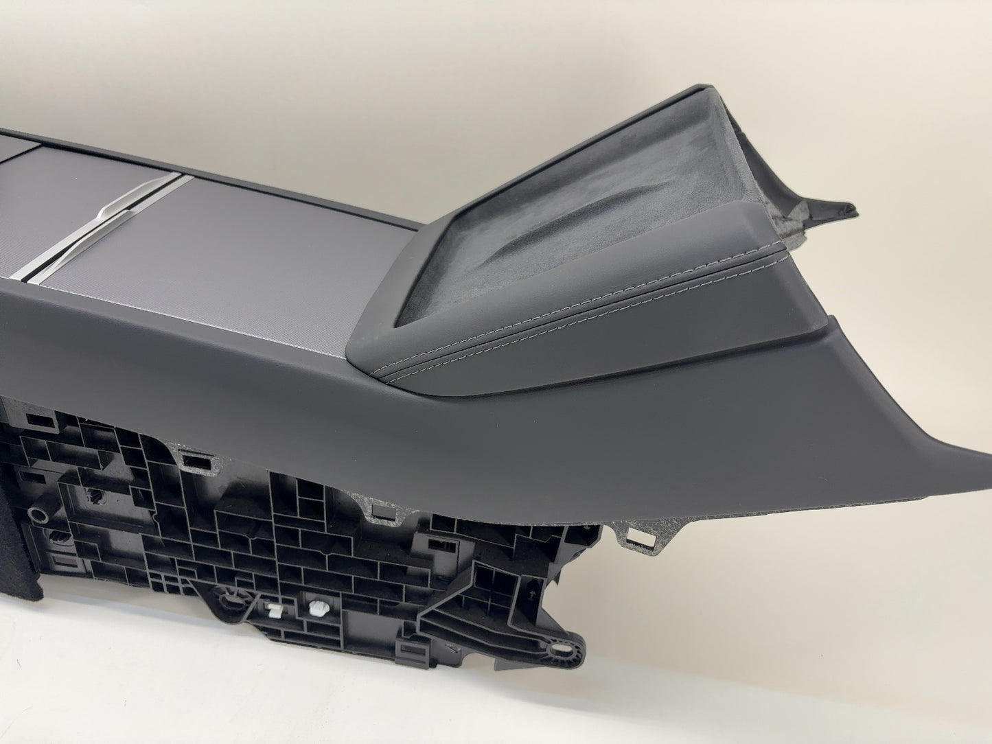 2024 Tesla Model 3 Highland Center Console 1714377-22-L