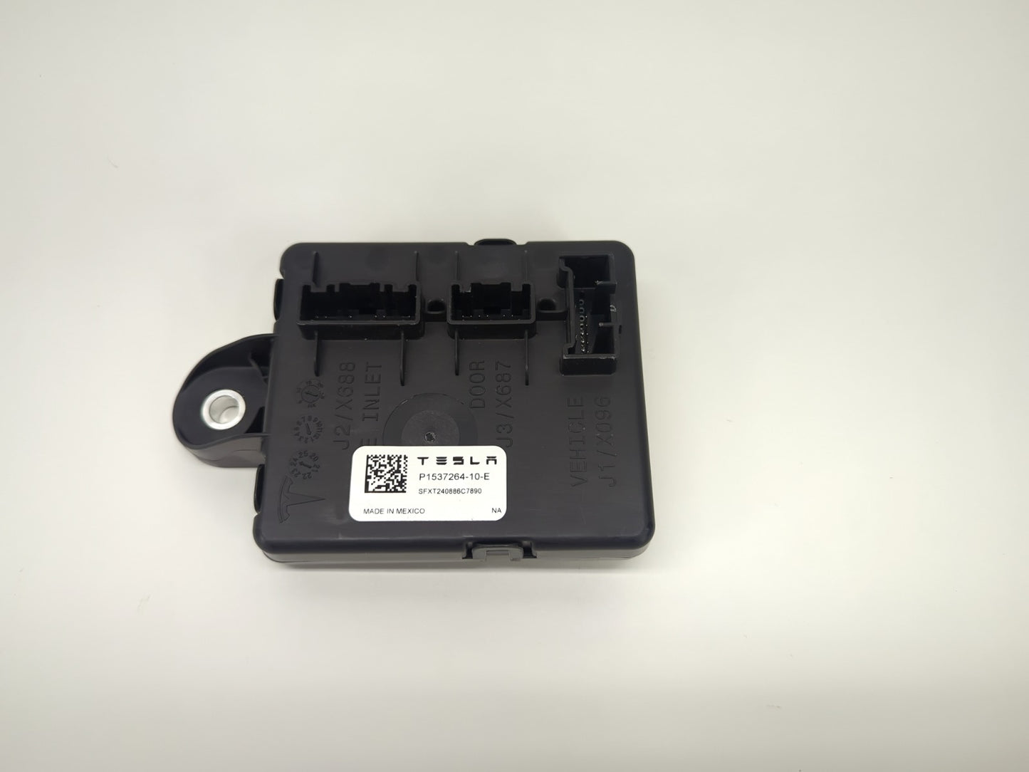 2024-2025 Tesla Model 3 Highland Chargeport Ecu Gen 4 1 1537264-10-E