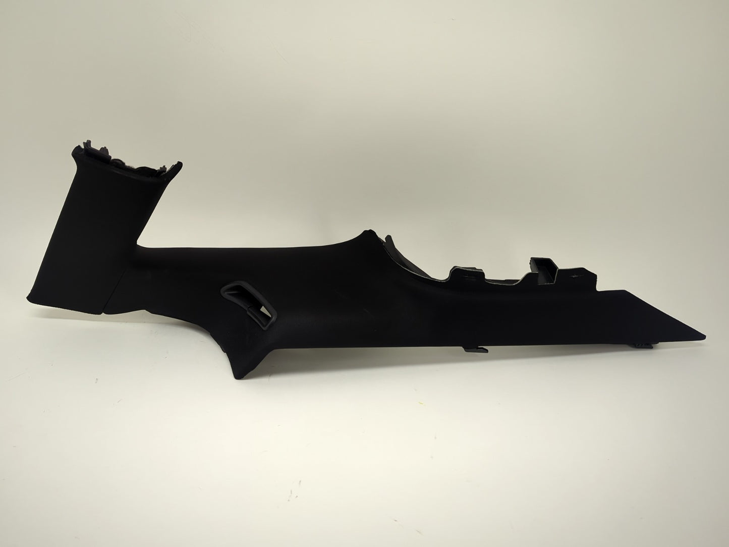 2024 Tesla Model 3 Highland C Pillar Trim Right 1867544-20-E