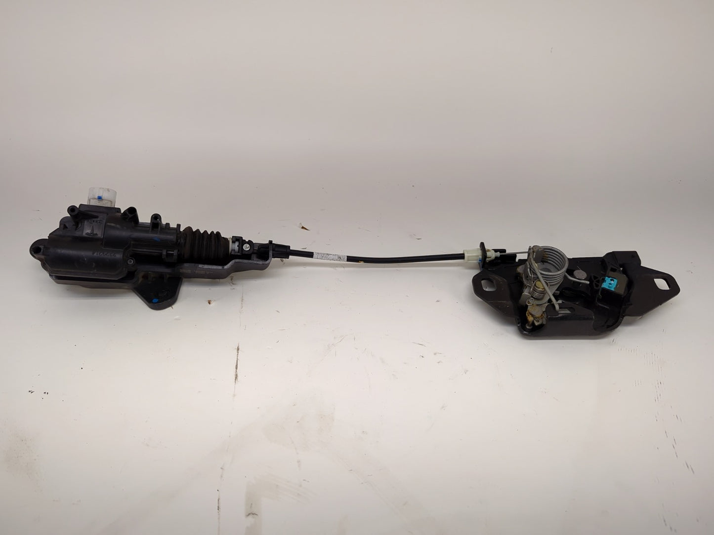2023 Tesla Model 3 Hood Latch With Actuator 1500397-99-E
