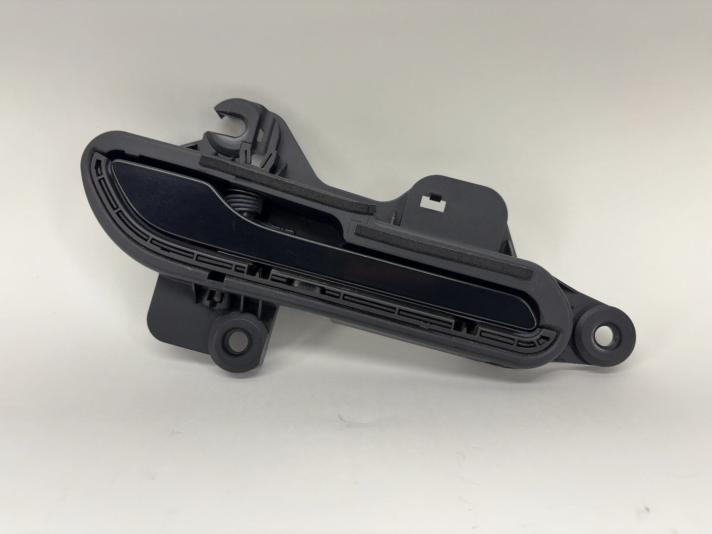 2021 Tesla Model 3 Front Door Handle Outer Right 1081832-00-E