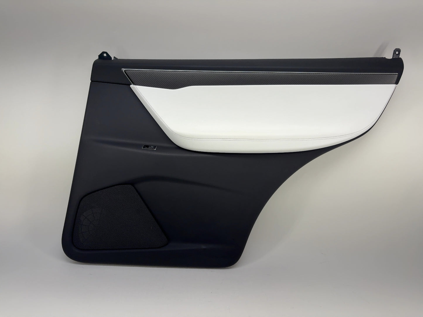 2018 Tesla Model X Rear Right Door Panel White 1058004-18-K