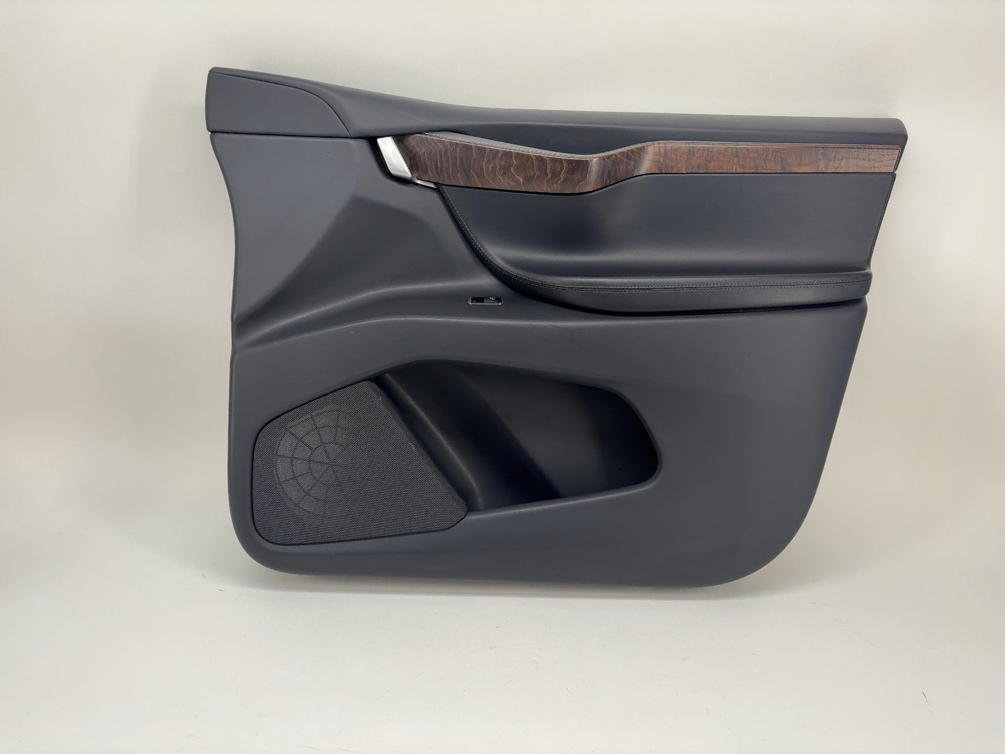 2018 Tesla Model X Front Right Door Panel Black 1055483-21-L