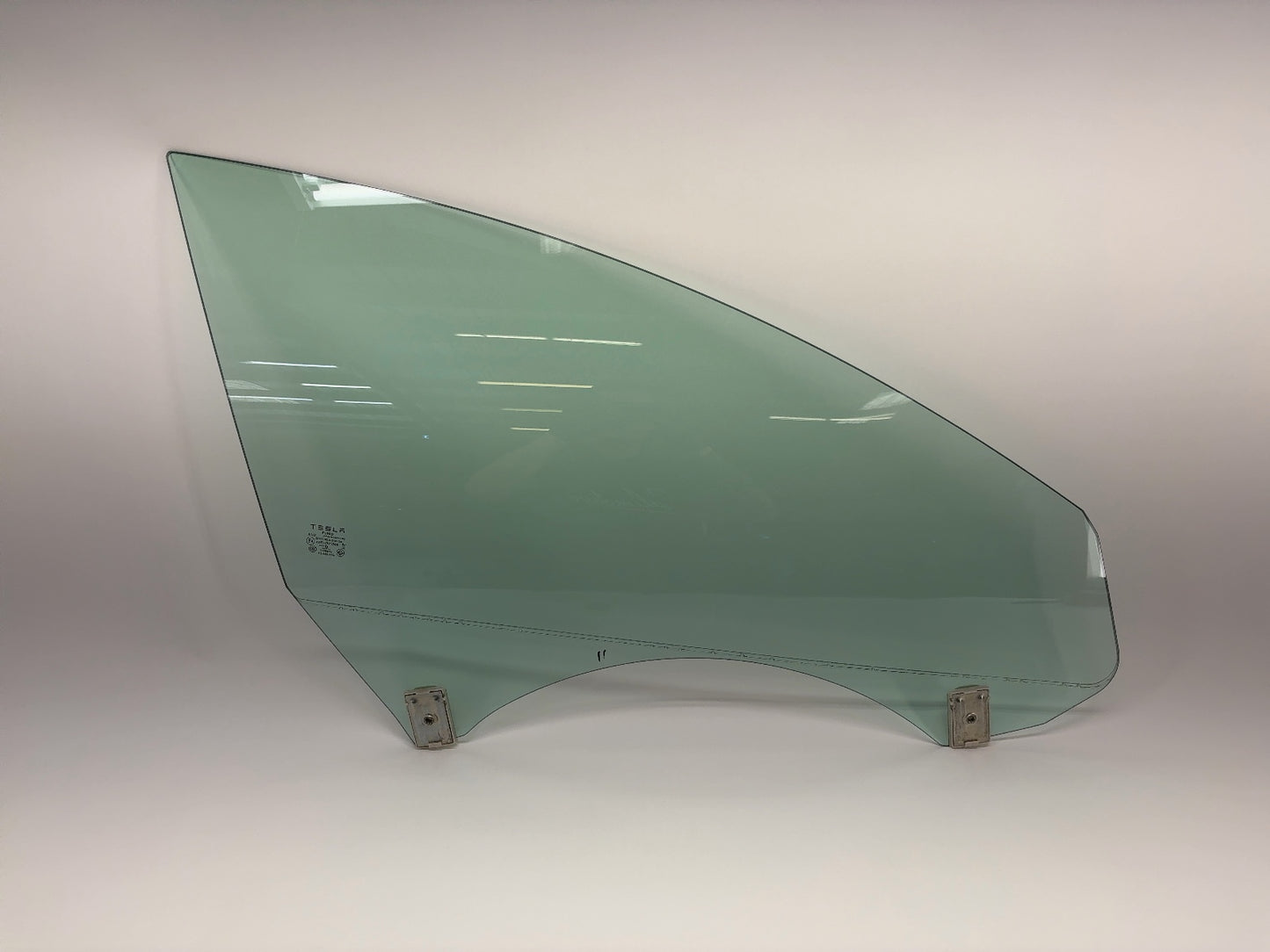 2024-2025 Tesla Model 3 Highland Front Right Door Glass Laminated 1773076-00-D