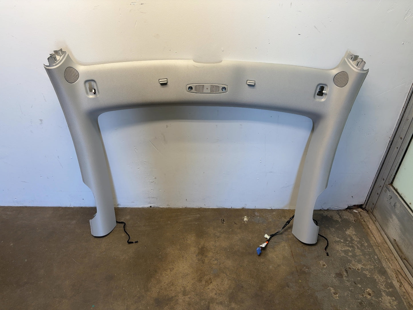 2021-2022 Tesla Model Y Headliner Front Section 1593718-50-B
