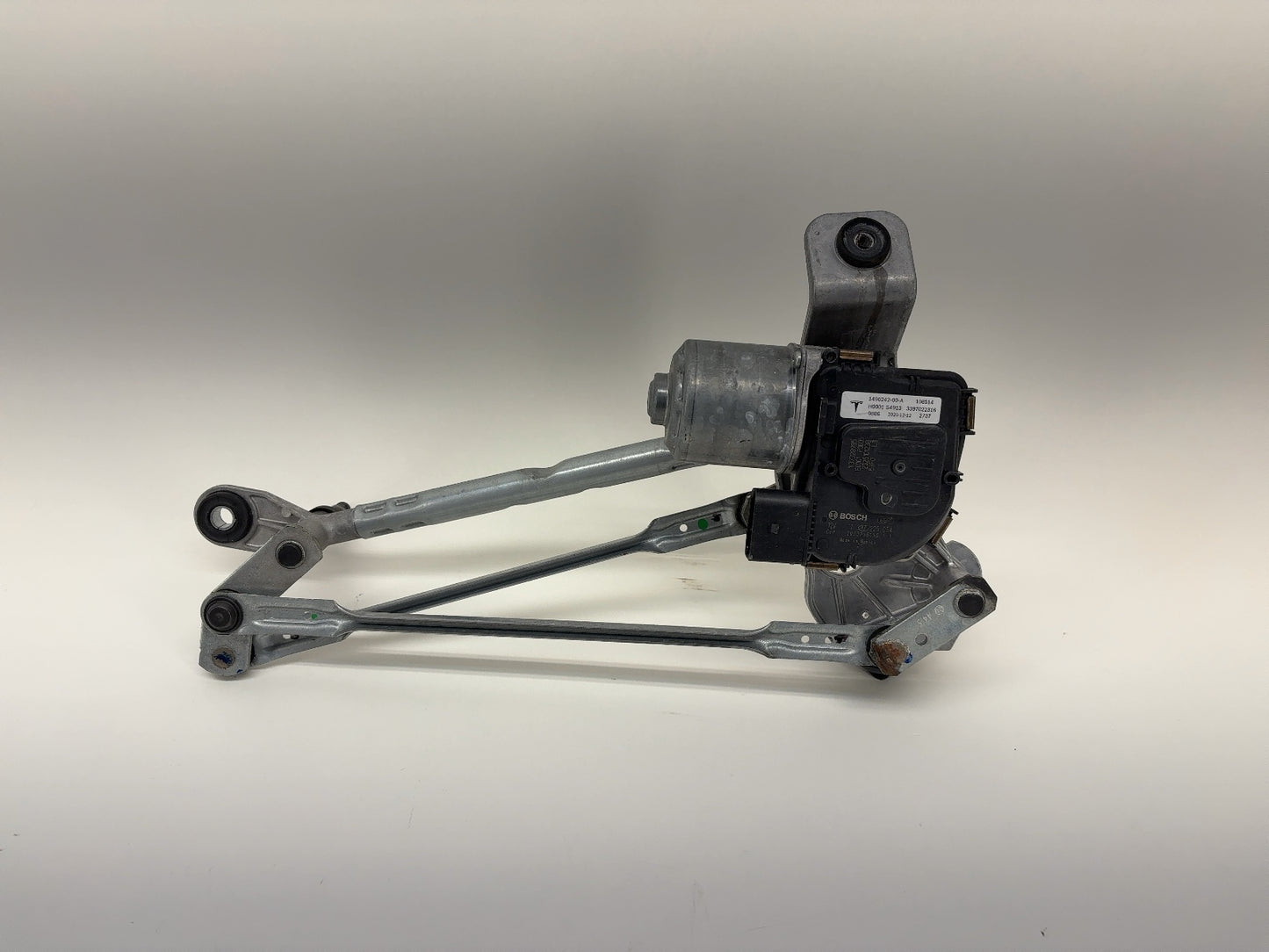 2021 Tesla Model Y Wiper Motor Assembly 1490242-00-A