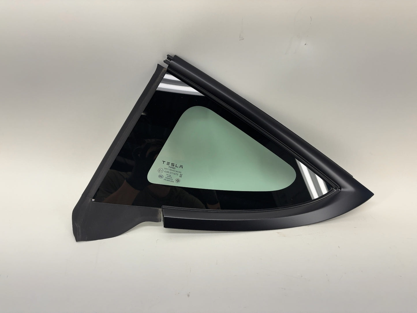 2025 Tesla Model 3 Highland Rear Quarter Glass Left Black 1915483-20-C
