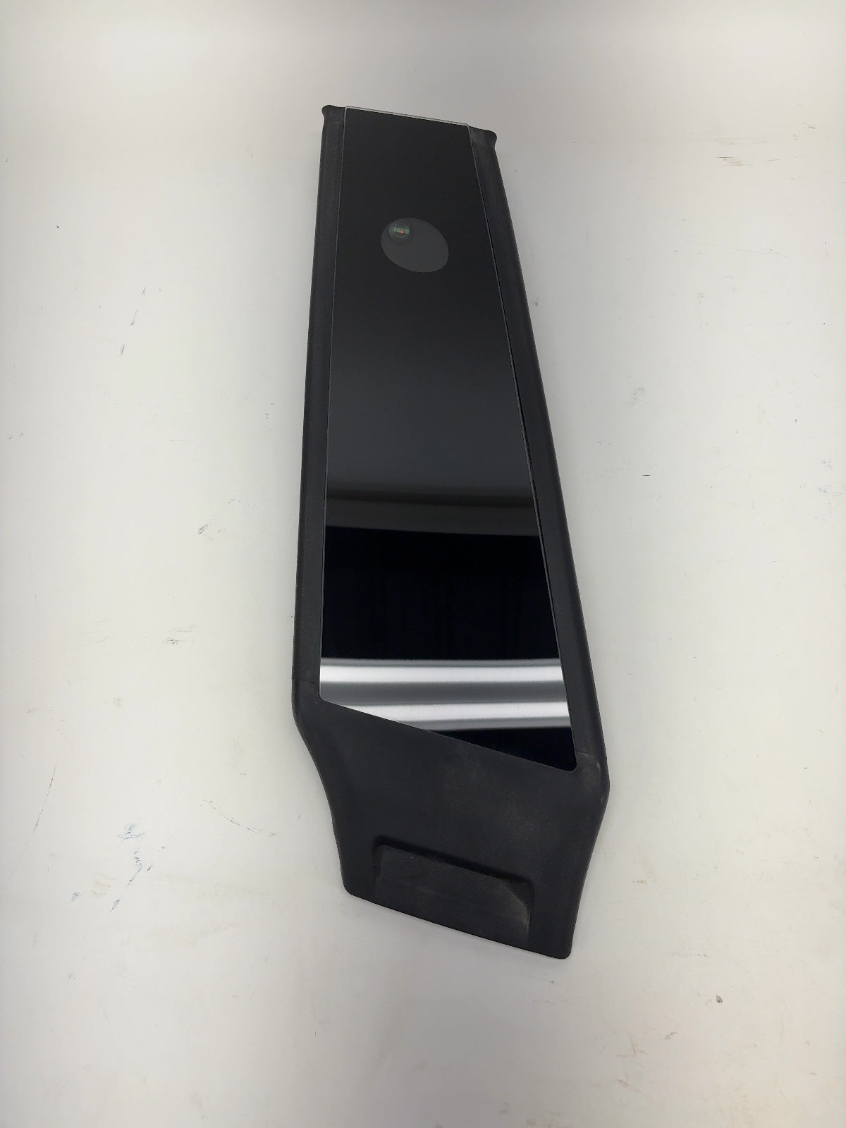 2025 Tesla Model 3 Highland B Pillar Glass w Camera Right 1734279-00-H