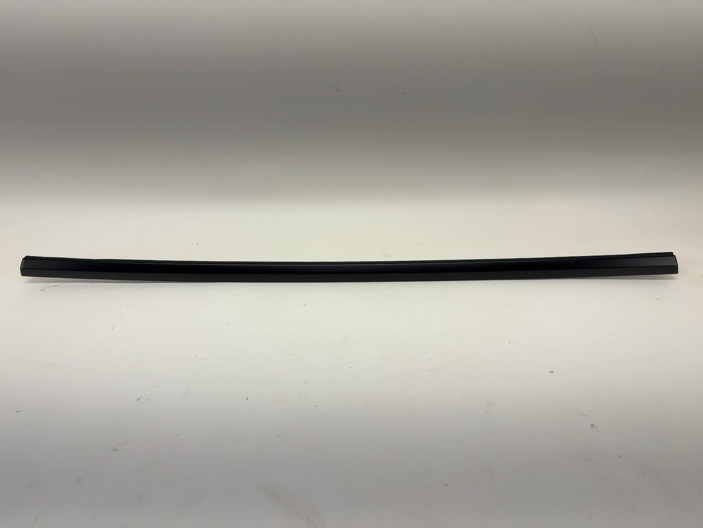 2021 Tesla Model 3 Rear Right Door Belt Molding 1080748-00-I
