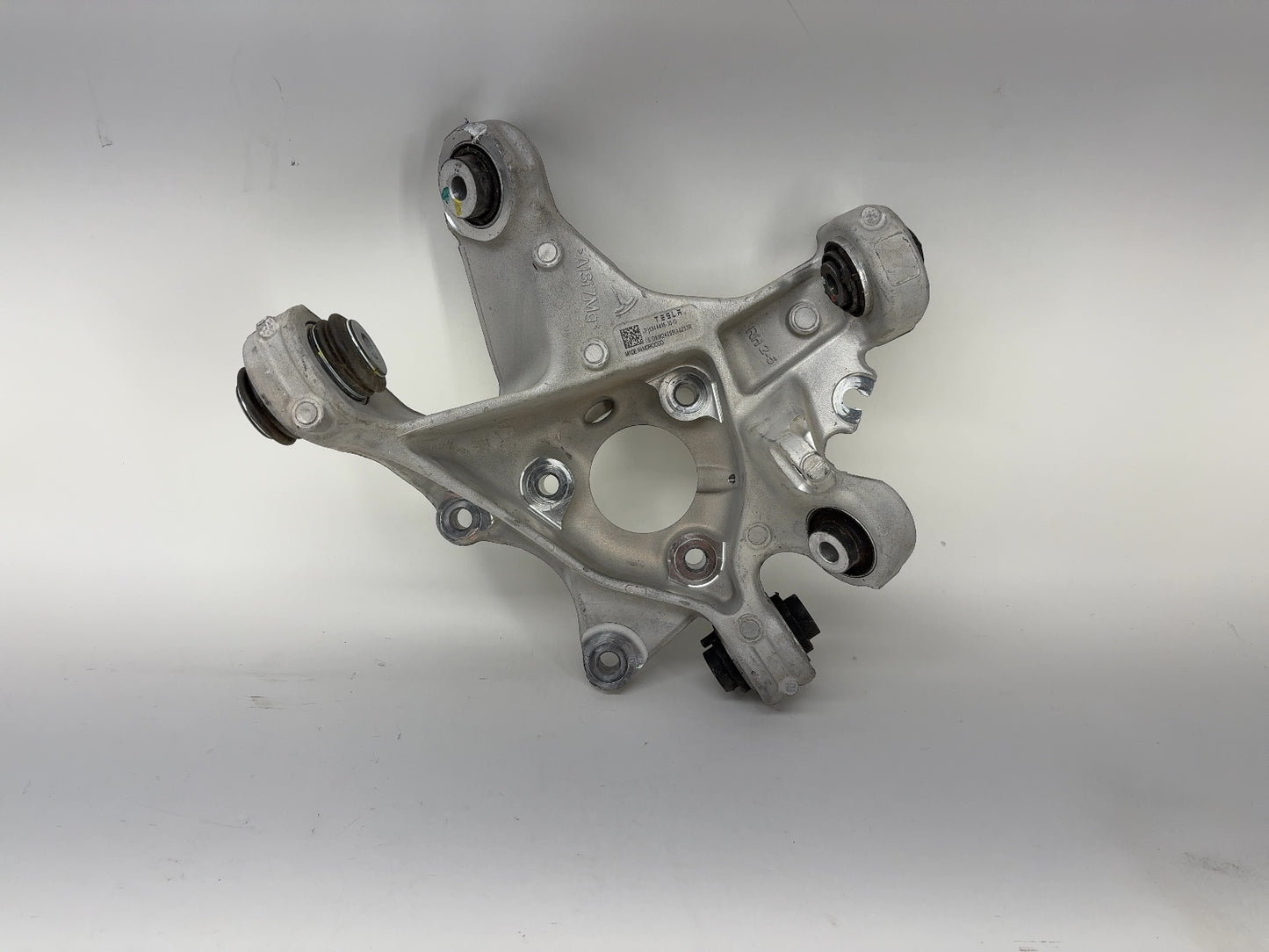 2025 Tesla Model 3 Highland Rear Right Knuckle 1344416-10-D