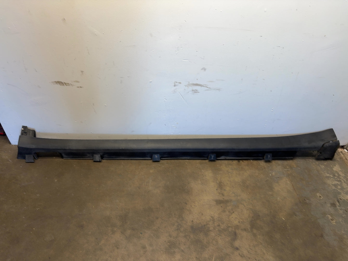 2016 Tesla Model X Left Rocker Panel 1034218-00-B