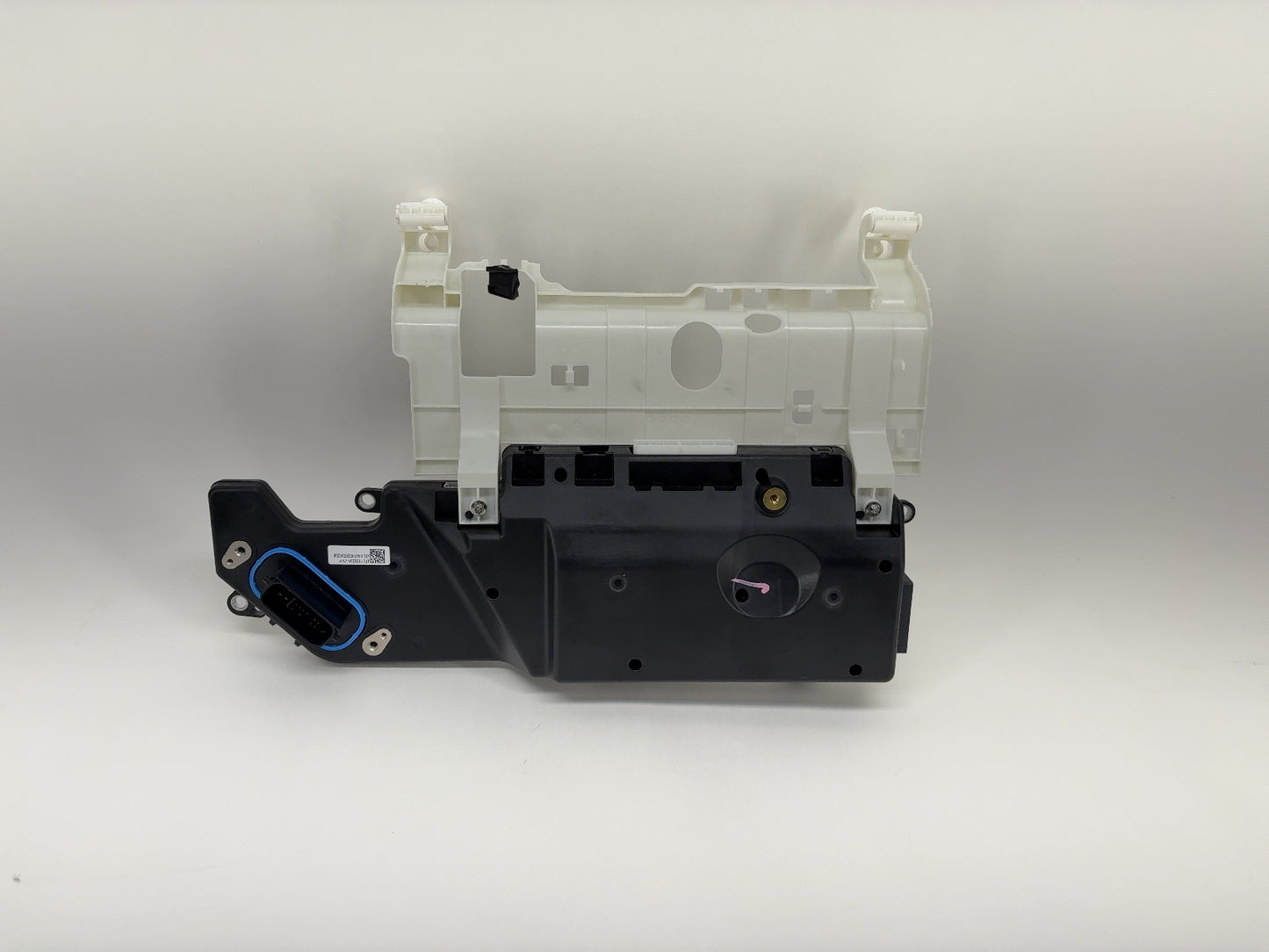 2025 Tesla Model Y Hvbms Controller Bms 1106394-71-P