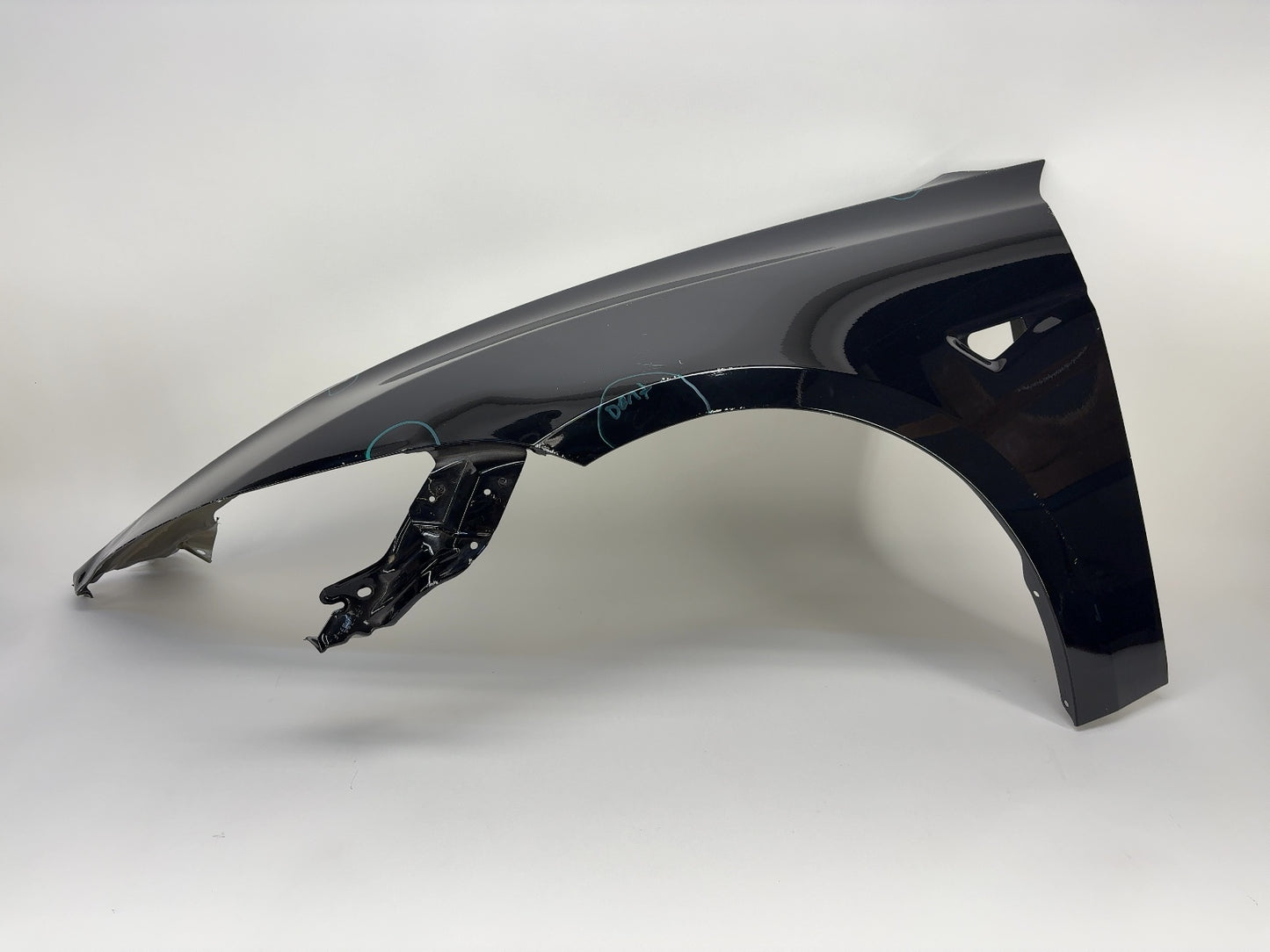 2024-2025 Tesla Model 3 Left Fender 1714884-E0-F