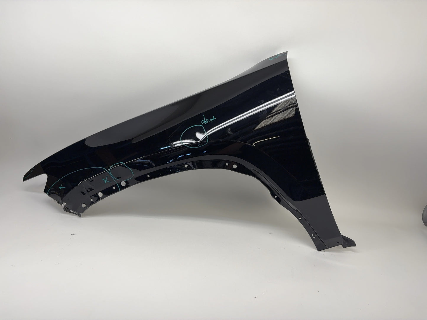 2023-2024 Rivian R1T Right Fender PT01013179-A
