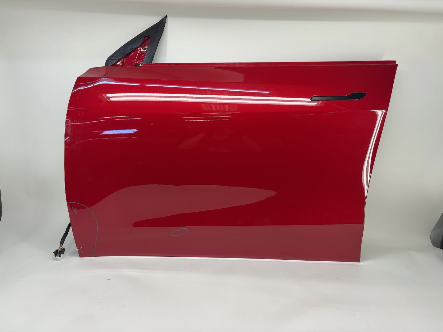 2020-2025 Tesla Model Y Front Door Left E Coated 1505460-E0-A
