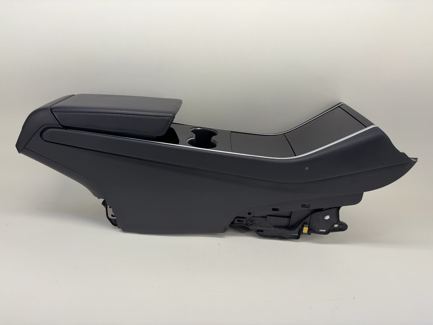 2021 Tesla Model Y Center Console 1516036-00-B