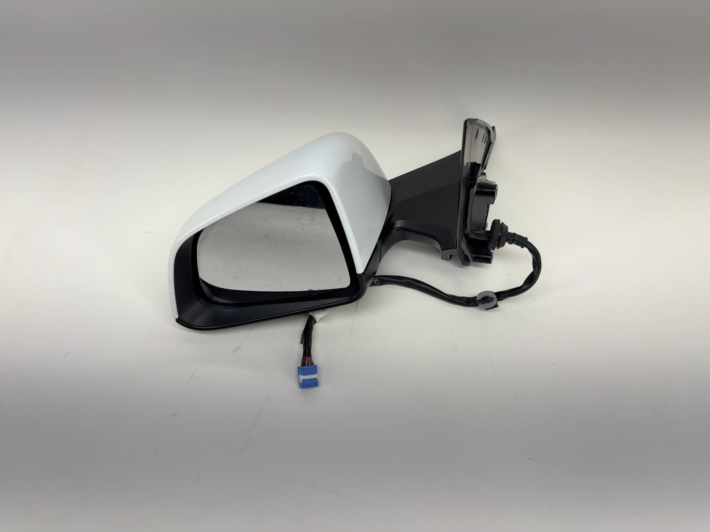 2021 Tesla Model Y Front Left Door Mirror Assembly 1594111-98-A