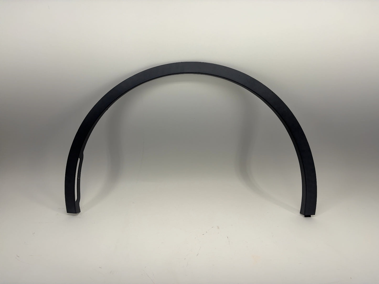 2021 Tesla Model Y Front Left Wheel Arch Molding 1494185-00-B