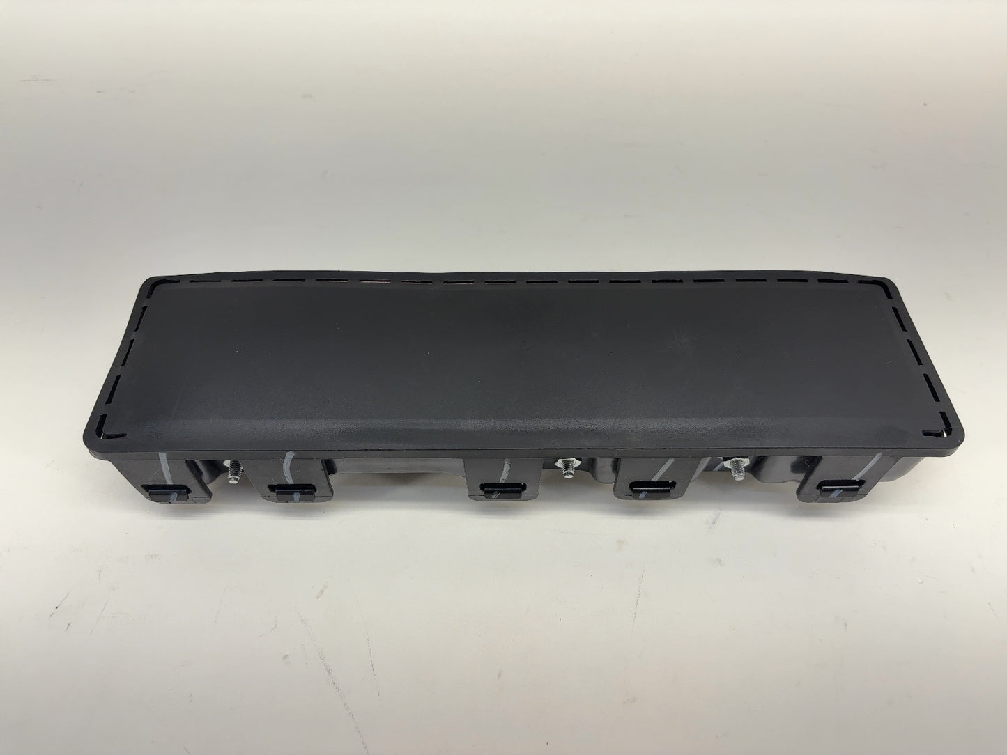 2018-2020 Tesla Model S Front Passenger Knee Airbag 1005260-00-H
