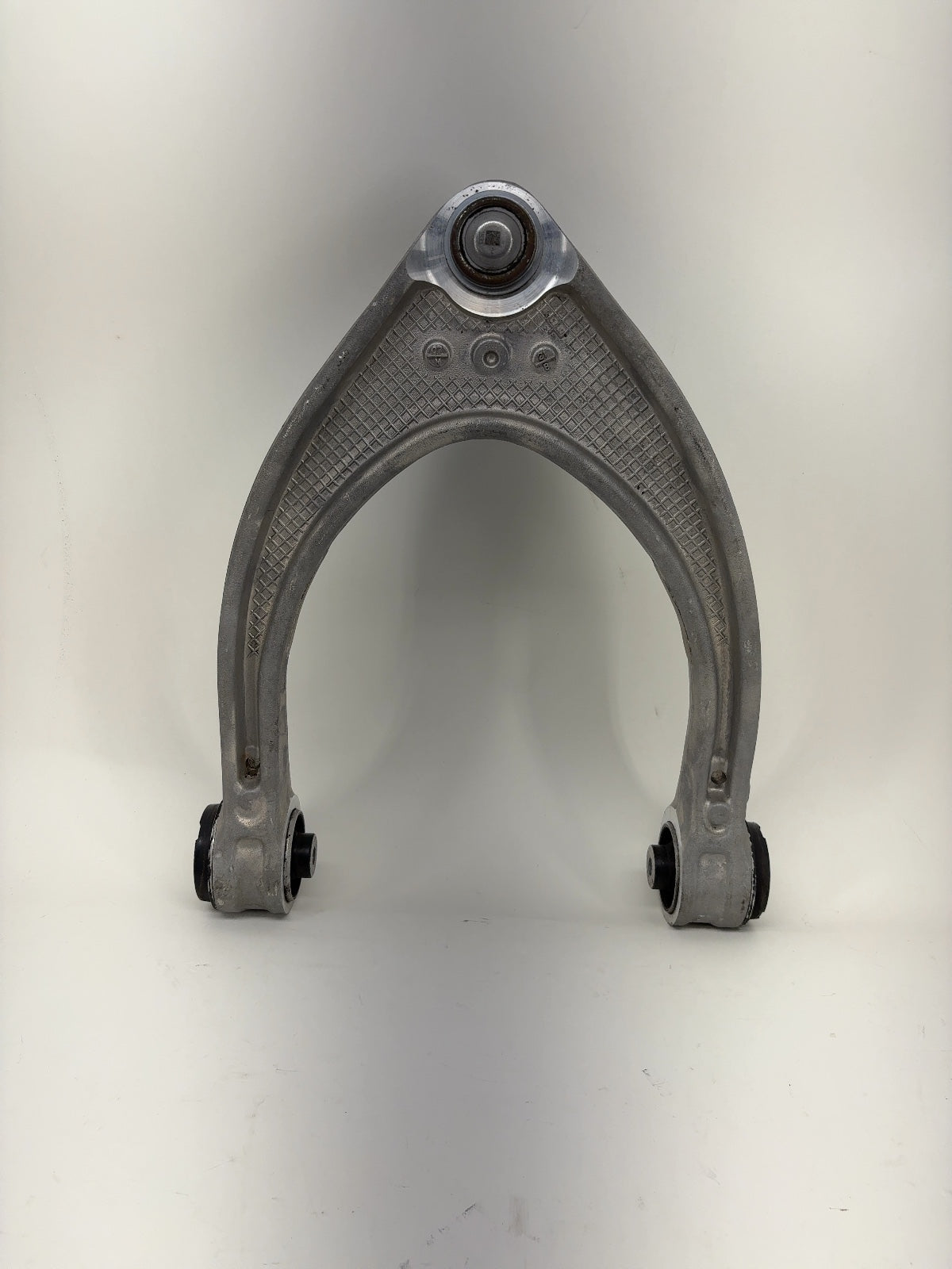 2021 Tesla Model S Front Upper Control Arm Left 1421321-00-B
