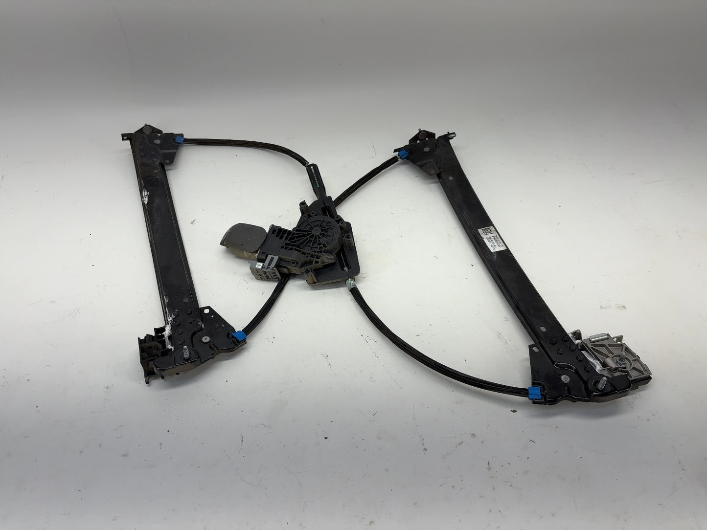 2012-2020 Tesla Model S Front Left Window Regulator 6006551-00-L