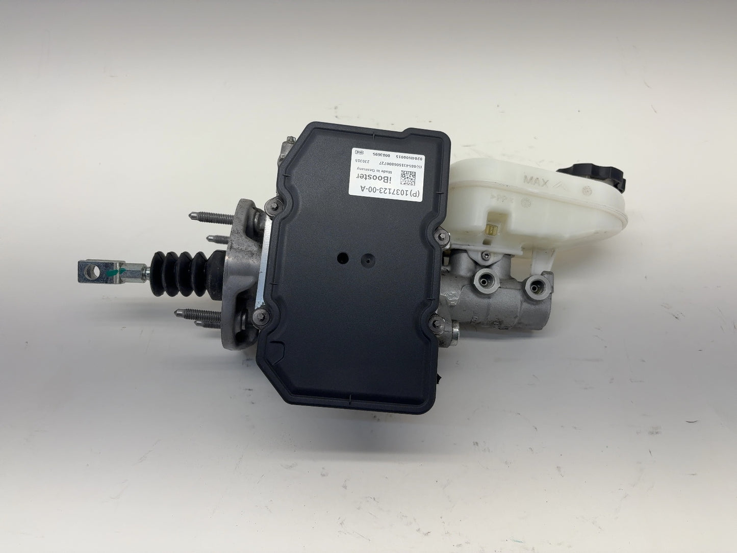 2015 Tesla Model S Brake Booster 1037123-00-A