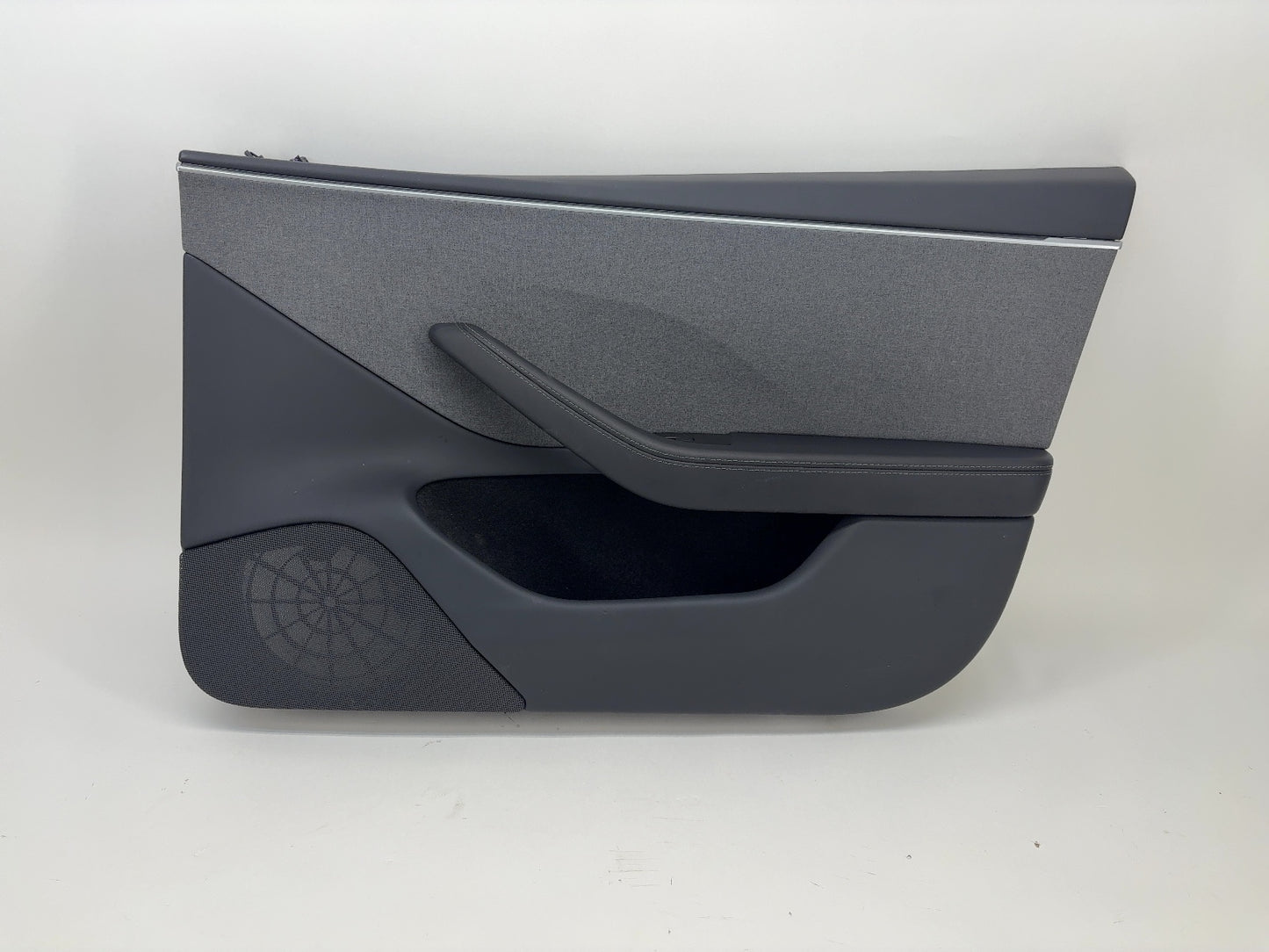 2025 Tesla Model 3 Highland Front Right Door Panel 1776740-20-E