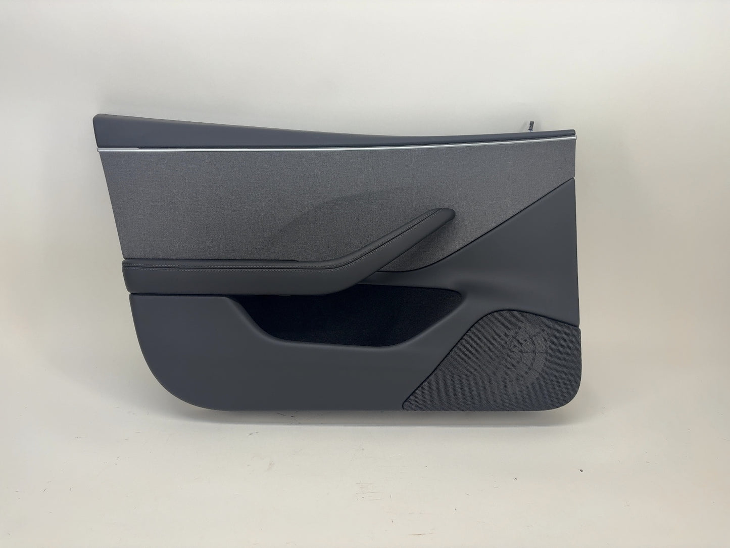 2025 Tesla Model 3 Highland Front Left Door Panel 1776730-20-E