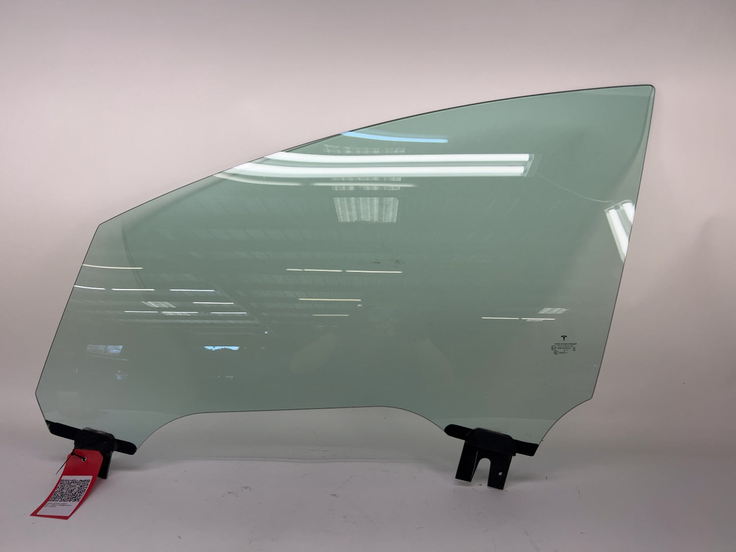 2018 Tesla Model X Front Left Door Glass 1028822-00-J