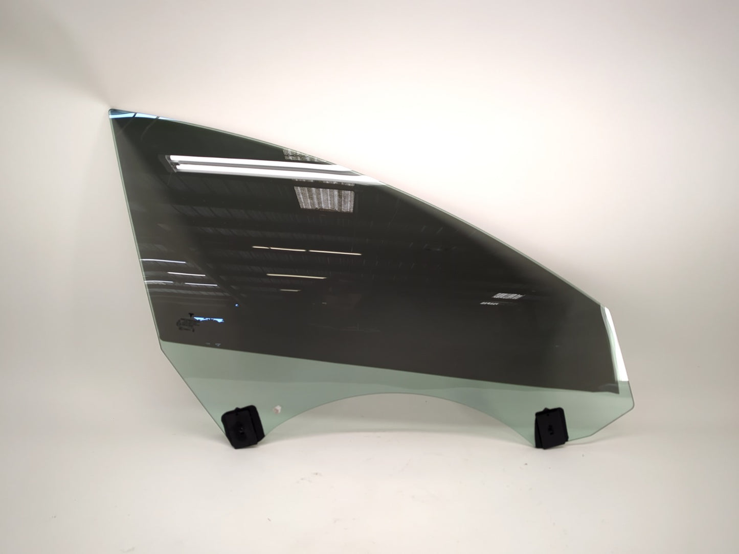 2021-2023 Tesla Model 3 Front Right Door Glass Laminated 1568569-00-C