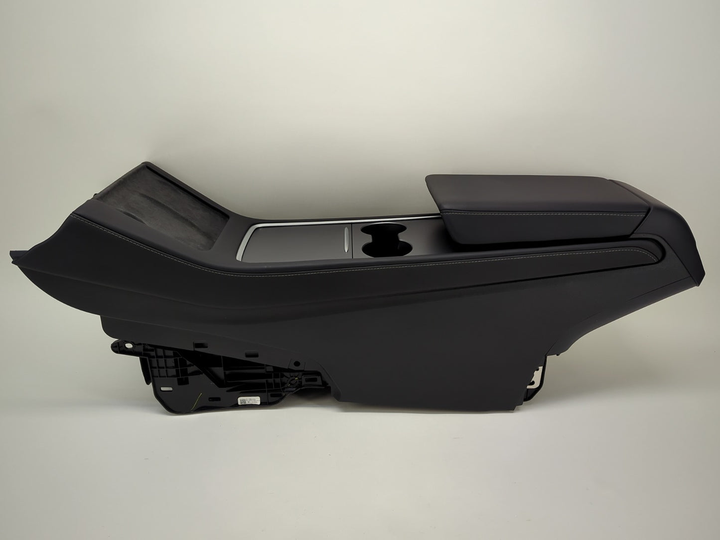 2023 Tesla Model 3 Center Console 2.0 1755501-71-F