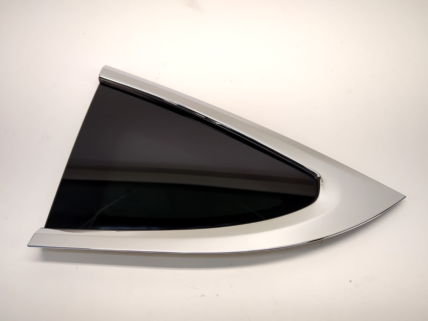 2018 Tesla Model X Left Quarter Glass 1034906-85-F