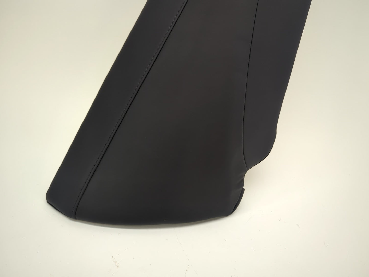 2024 Tesla Model 3 Highland Second Row Bolster Right Black 1836648-01-A