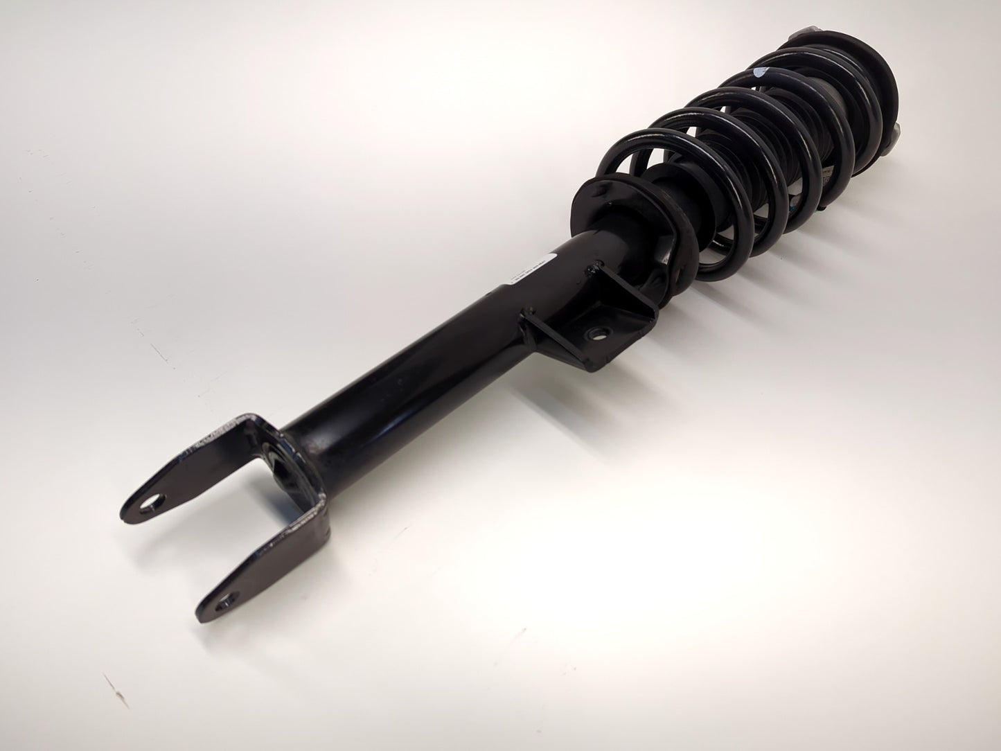 2022-2023 Tesla Model 3 Front Left Strut Absorber 1044364-01-F