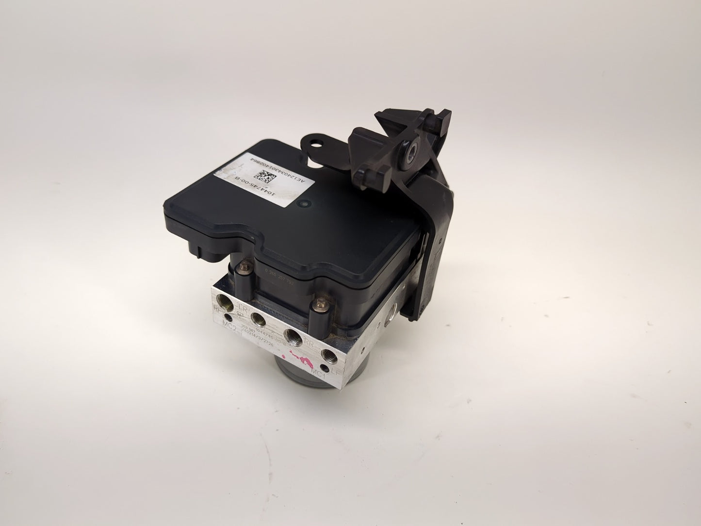 2024 Tesla Model Y Abs Pump 1044745-00-B