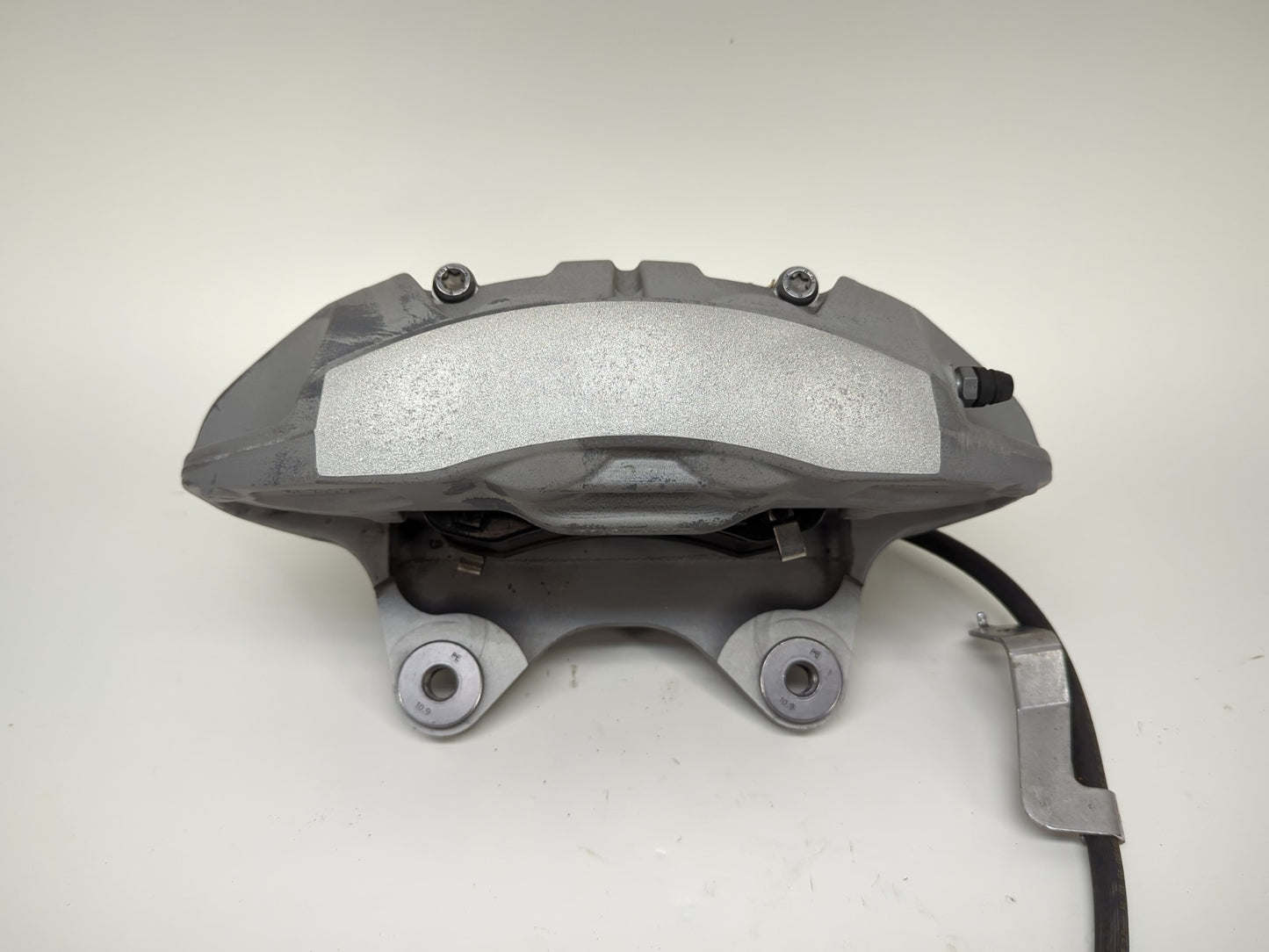2024-2025 Tesla Model Y Front Brake Caliper Right Base All Wheel Drive 2288622-00-A